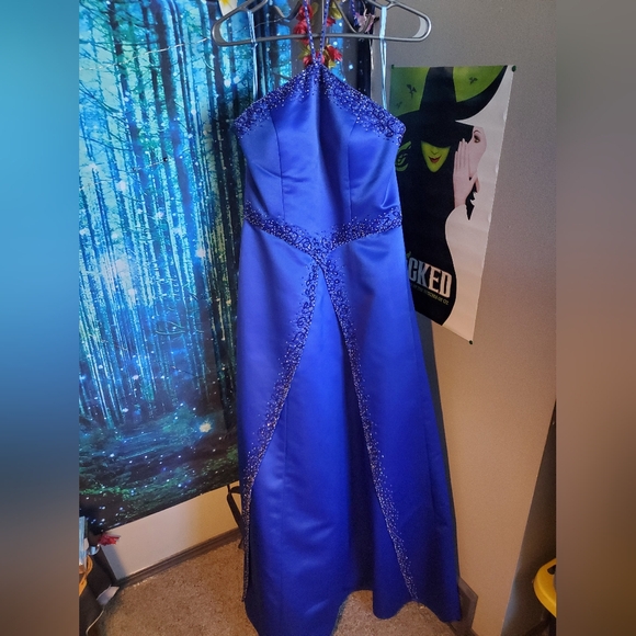 VINTAGE Y2K Stunning blue gown with empire waist, beading details only worn once - Picture 1 of 7